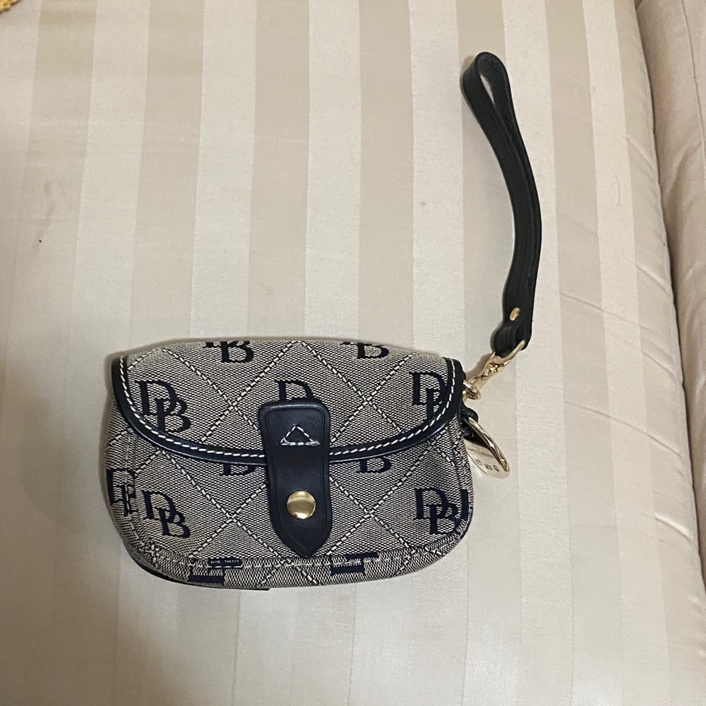 Dooney & Bourke Black and Cream Wristlet